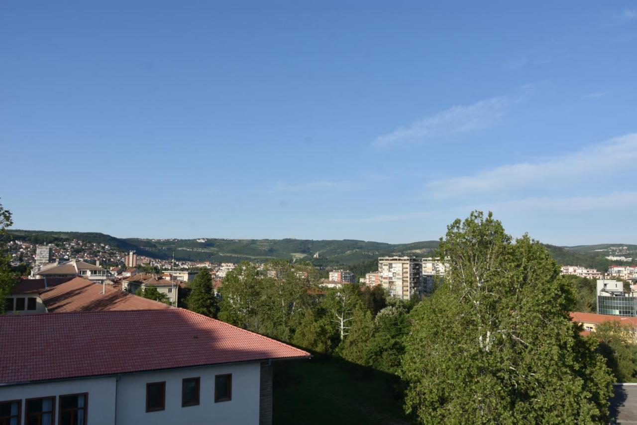 Tarnovo Studios City Center Veliko Turnovo Bagian luar foto